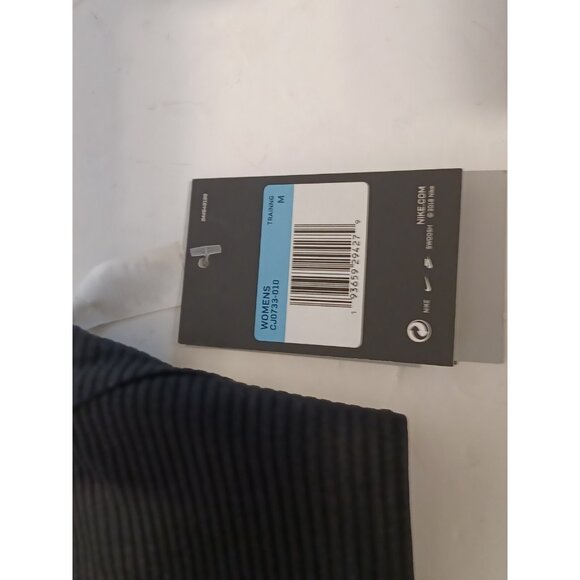 Nike Swoosh Shadow Striped Swoosh Bra (Black) - Medium - New ~ CJ0733 010 - Picture 2 of 3